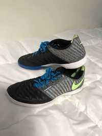 Chuteiras Futsal Nike Lunar Gato II | N40 | Azul e Preta