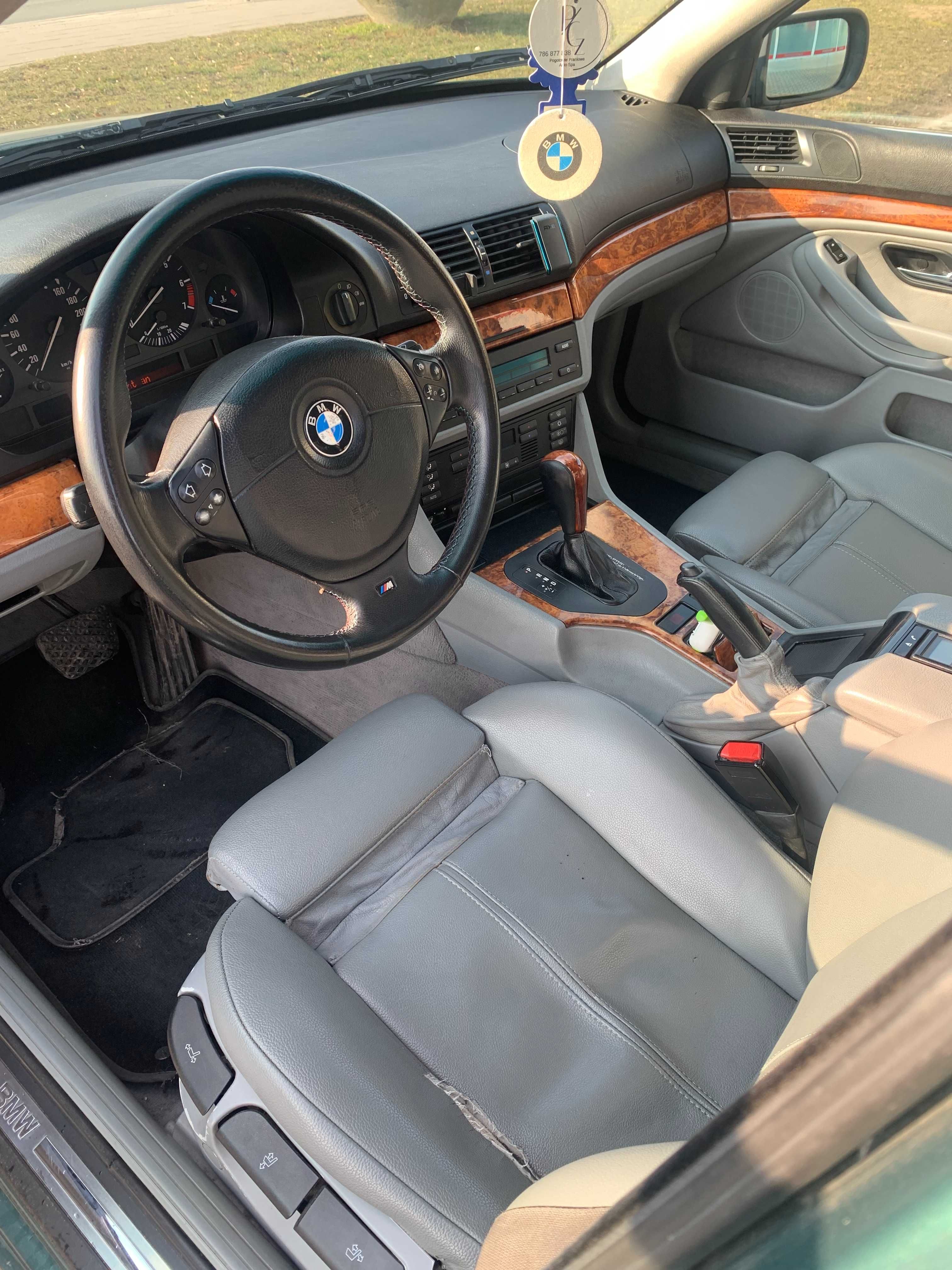 BMW e39 523iA M52B25