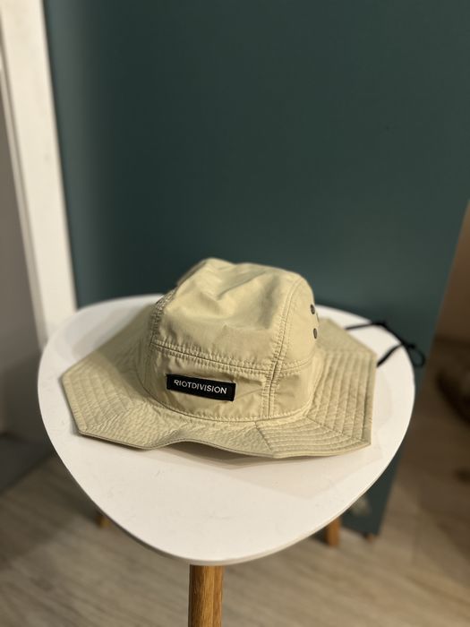 Панама riot division