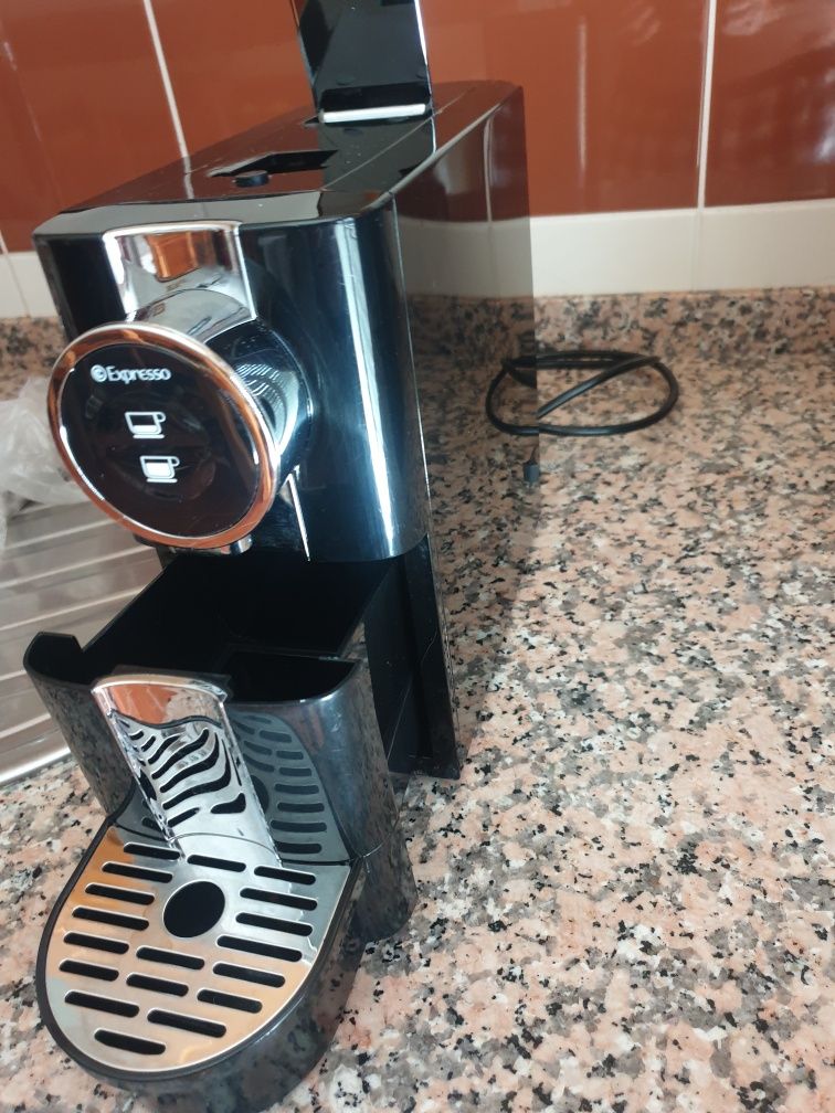 Máquina cafe cápsulas