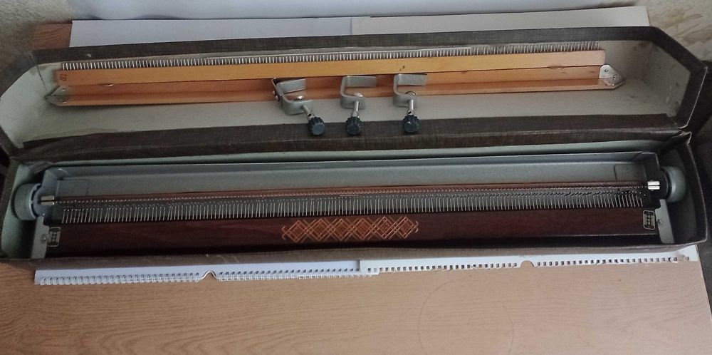 Вязальная машинка "Чернівчанка"