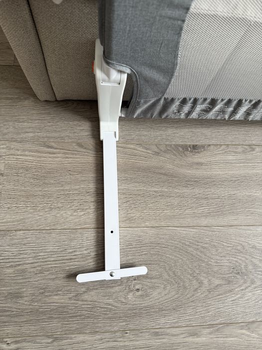 Захисний бортик для ліжка Lionelo (Ліонел)