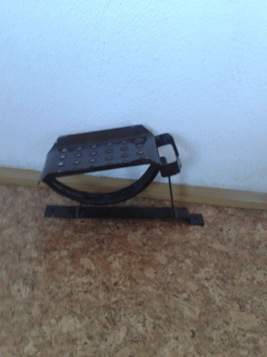 Stopleń kominiarski że wspornikiem