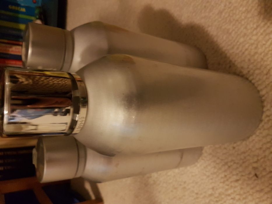 Pojemnik aluminiowy do napojów