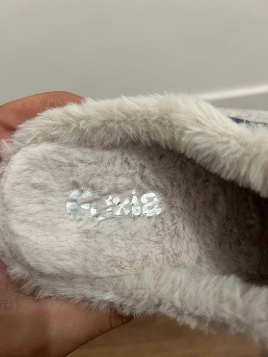 Pantufas Garzon (ES) azuis e brancas