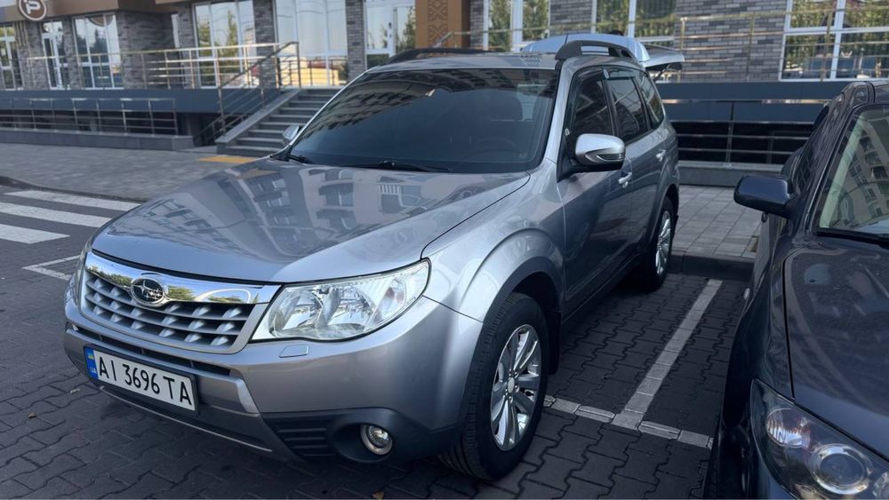 Subaru Forester | Офіційний | Не фарбований | Рідкісна комплектація