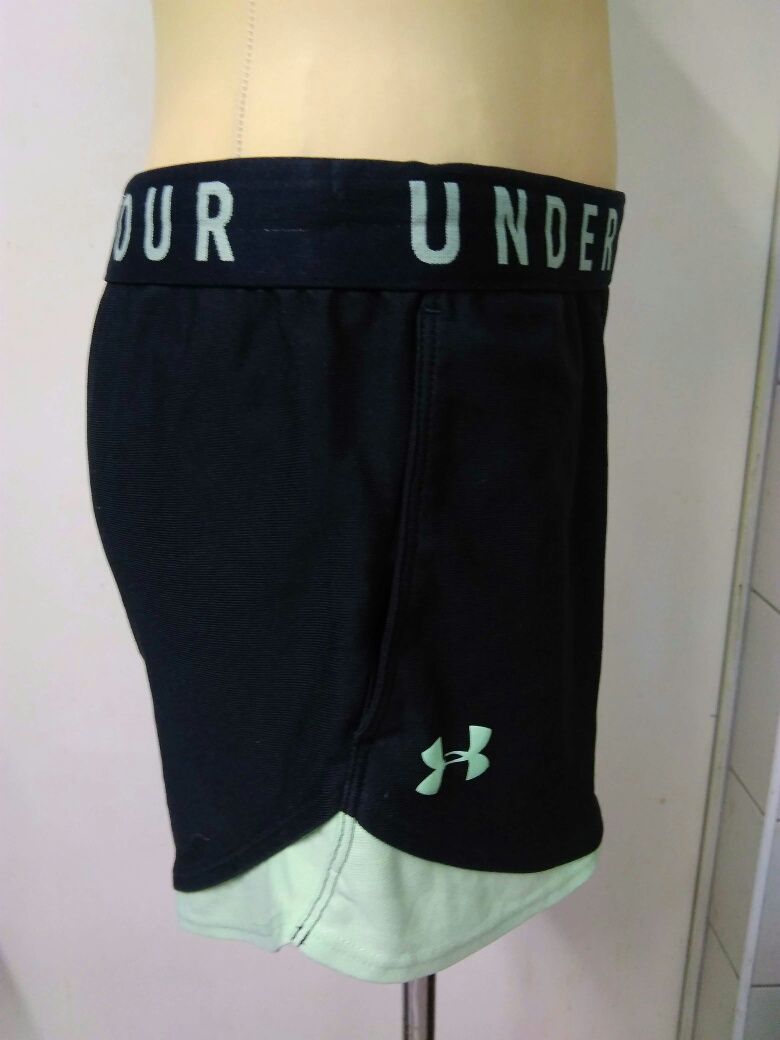 Under Armour Loose spodenki szorty damskie z USA