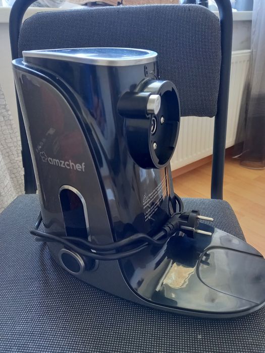 Продається соковитискач Amzchef