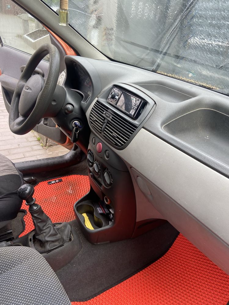 Продам автомобіль
