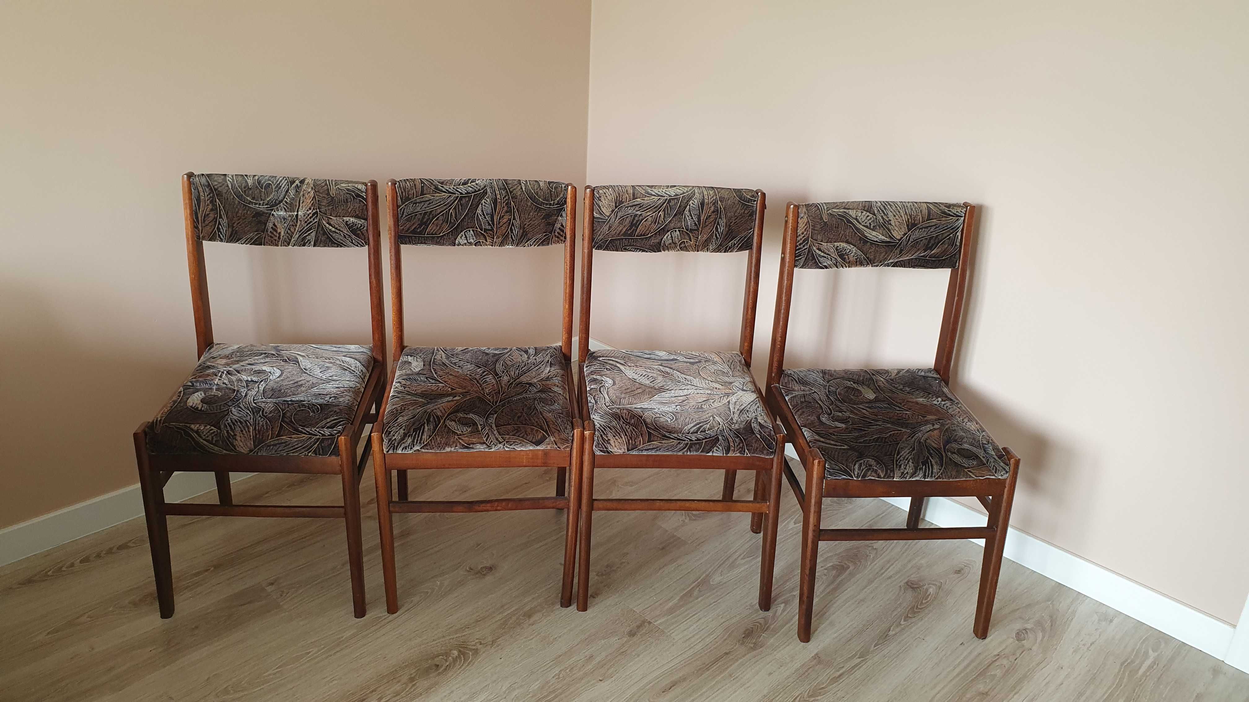 Krzesła PRL tapicerowane 25zł - sztuka (komplet 4 sztuki)