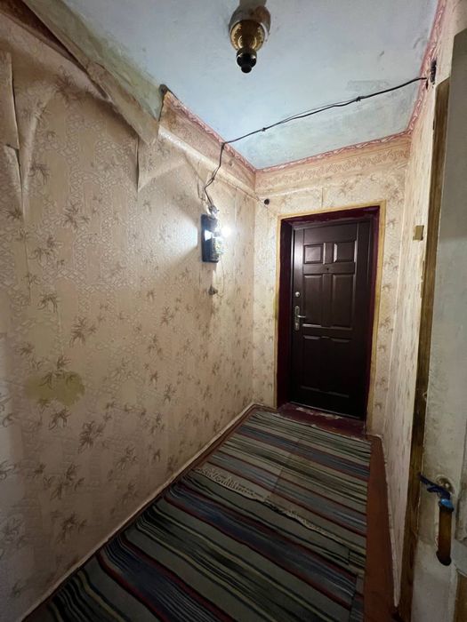 Продам 2х.ком. Камянское ,правый берег ,р-н 9 больницы