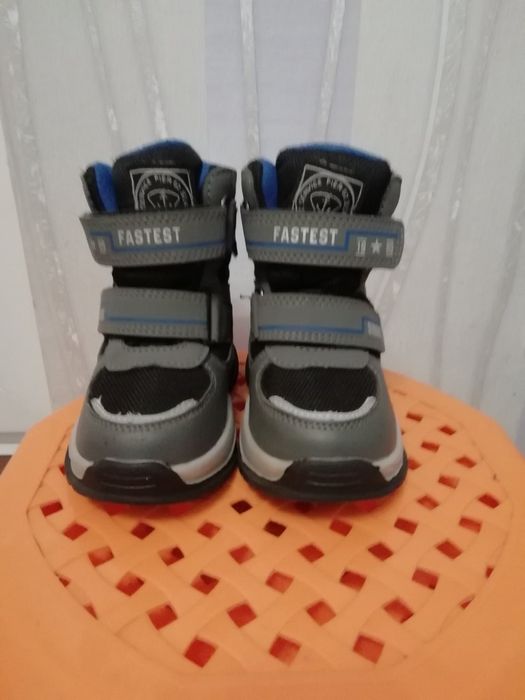 Ботинки зимние детские