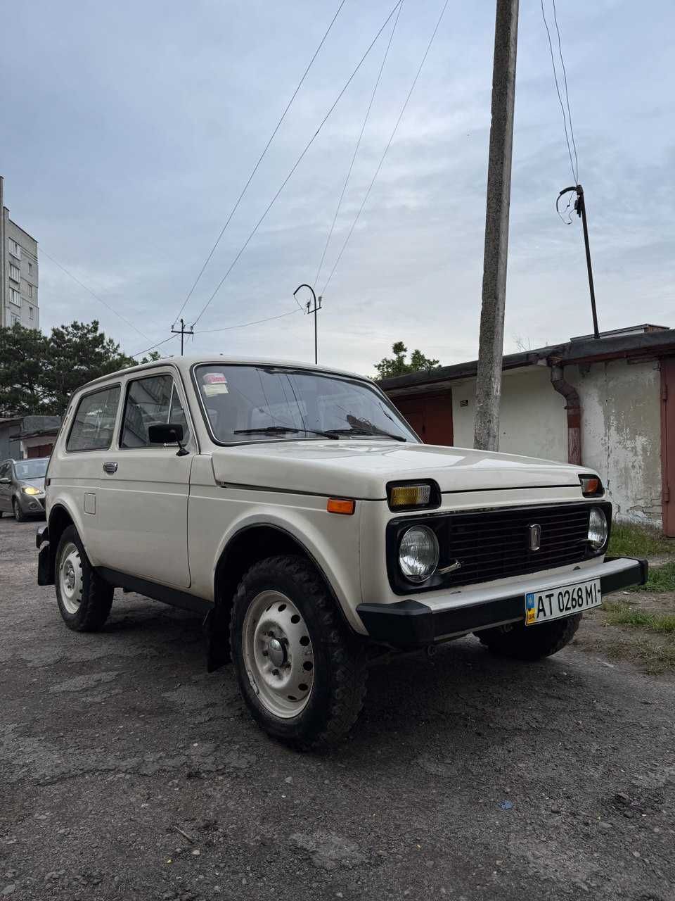 Продаю ВАЗ 2121 (нива) в оригіналі 1989 р., не фарбована.