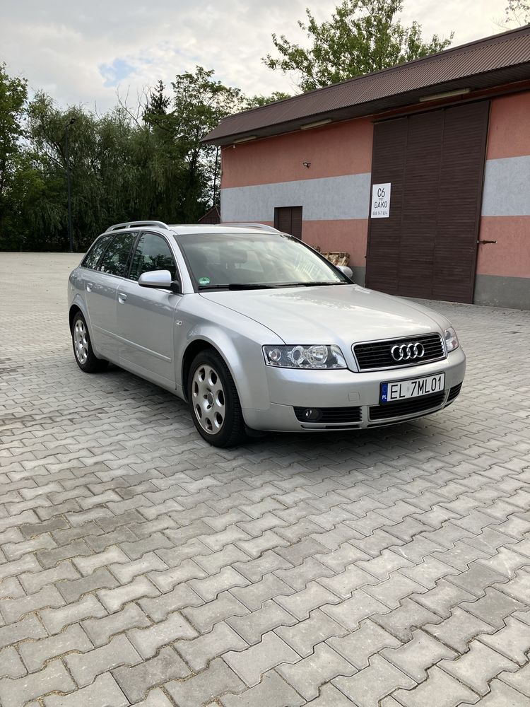 Audi A4B6 Avant srebrny  2.0 Benzyna 150 koni Manual 115 tys.km