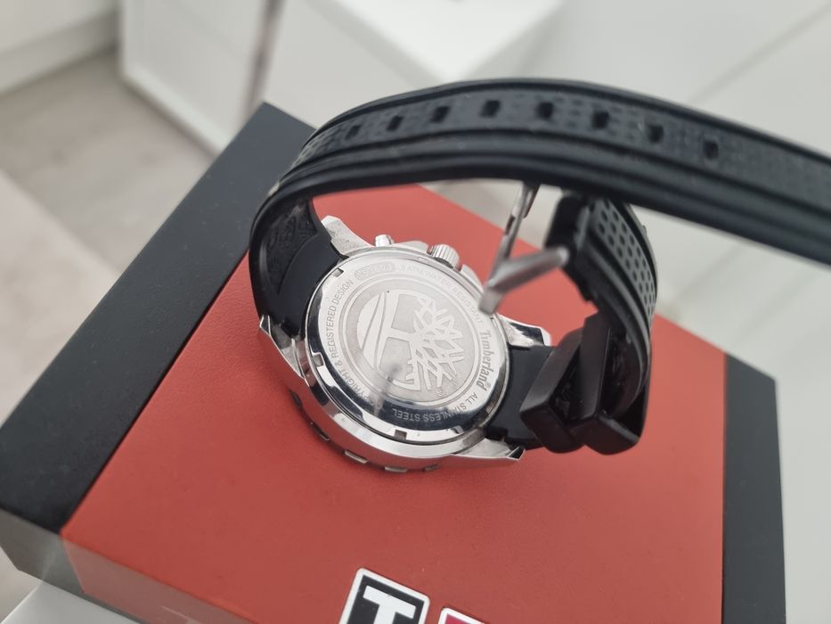 Relógio fossil e timberland