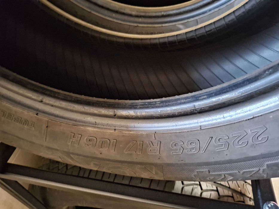 Opony letnie 4szt. 225/65 R17, 106 H Riken