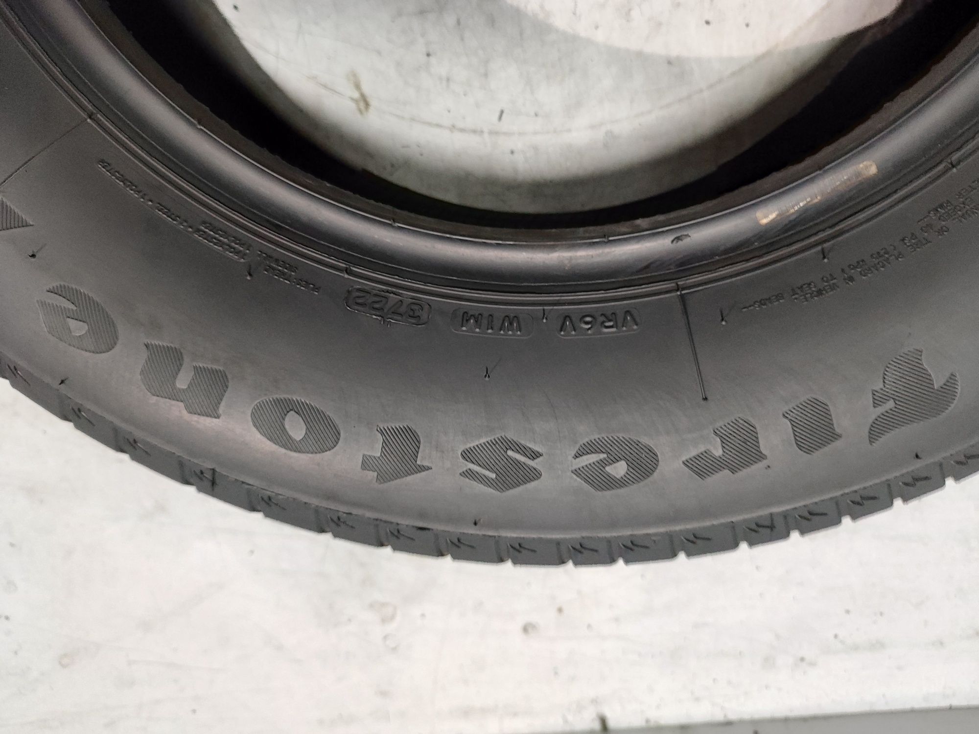 2 pneus semi novos Firestone 215-65r16 Oferta dos Portes