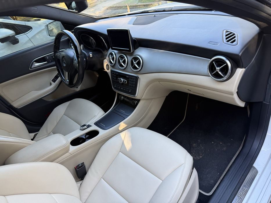 Mercedes benz cla 250 2.0 бенз