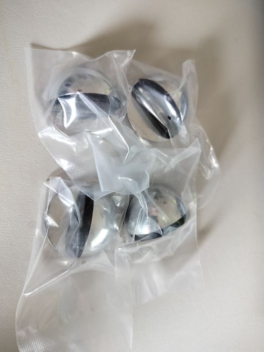 4 szt Odbojnik przyklejany Bolt 4,4 cm