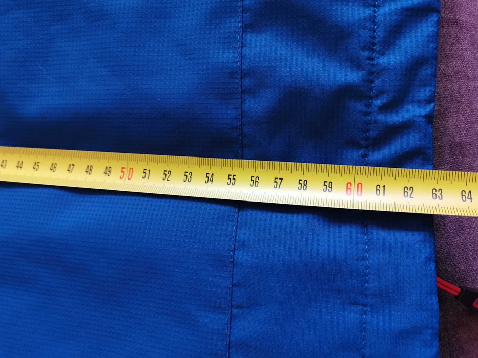 Продам вітрівку для підлітка