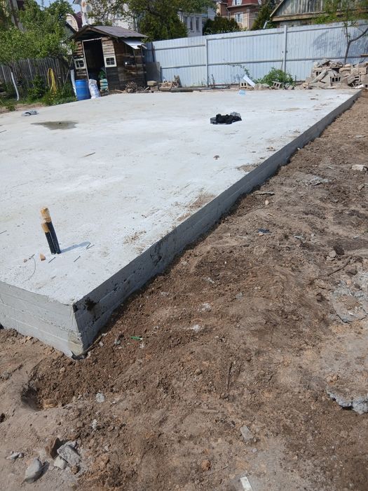 Бетонні роботи, кладочні, монтаж паркану