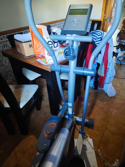 Elipica usada, eléctrica com varios programas ' 100 euros