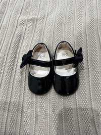 Туфлі-пінетки для дівчинки