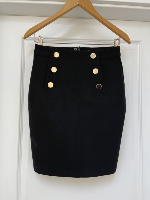 Spódnica H&M 36 S elegancka czarna złote guziki