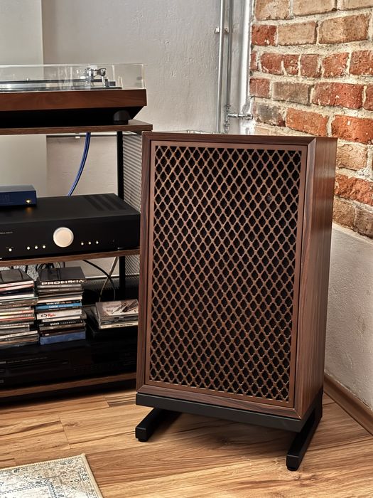 Kolumny Sansui SP2500A + podstawki stan BDB!