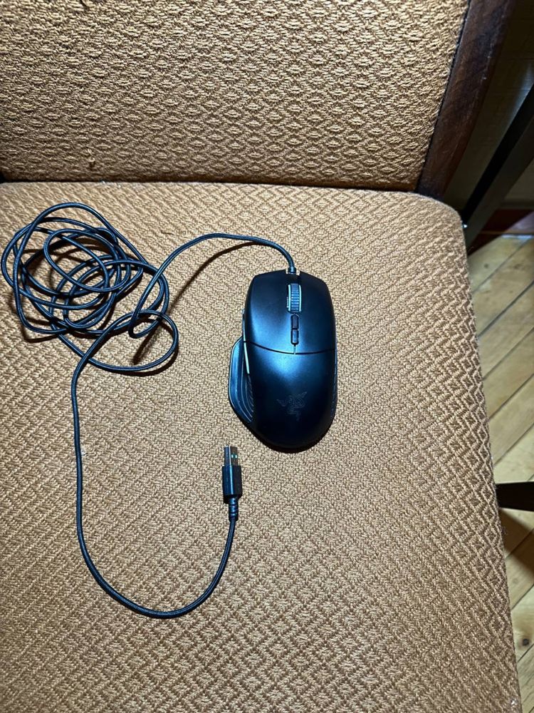 Razer Basilisk Black RZ01-02330100-R3G1