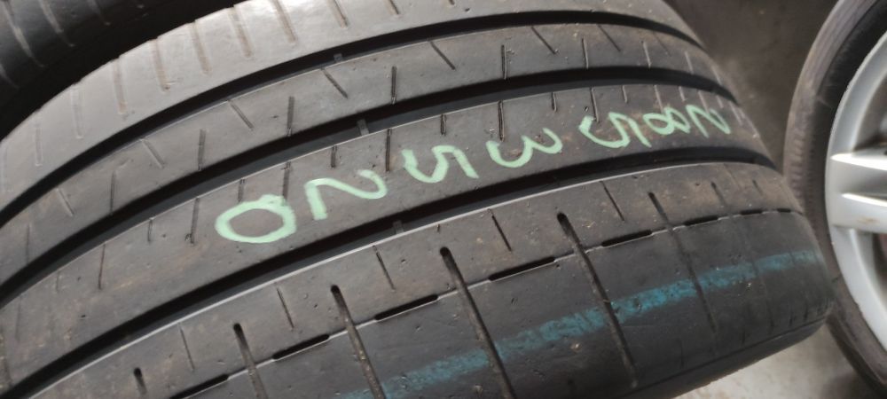 Pneus 285/35/20  semi novos