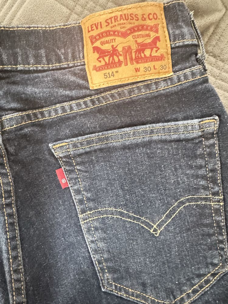 Levis 514 - granatowe
