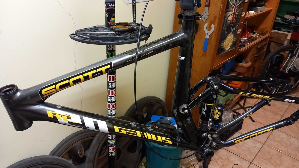 Rama Scott Genius 20 RC XL , 26"  DT Swiss , Shimano , Kalloy Uno Lite