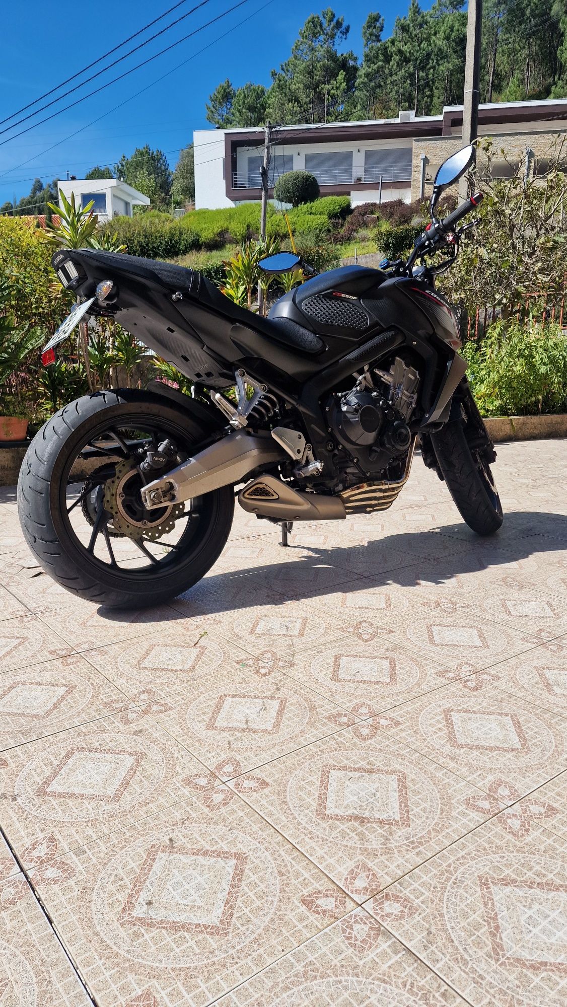Honda CB650F 2015