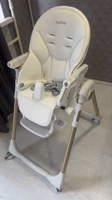 Стіл годувальний Peg-Perego