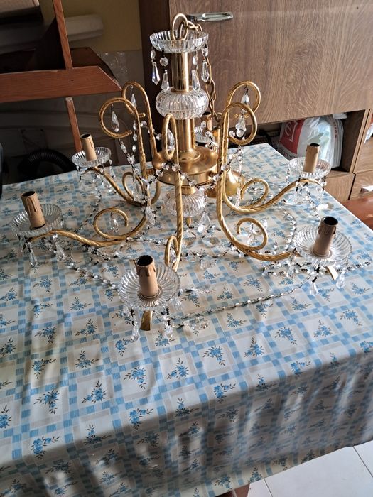 Candeeiro  de tecto  espetacular.