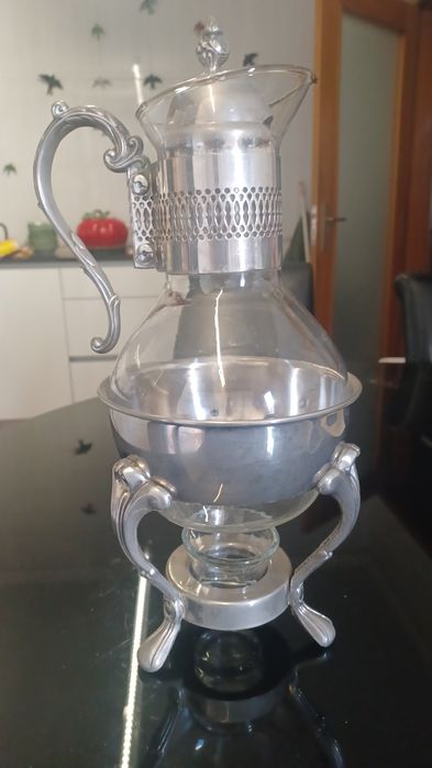 Cafeteira  antiga em prata  cha ou cafe