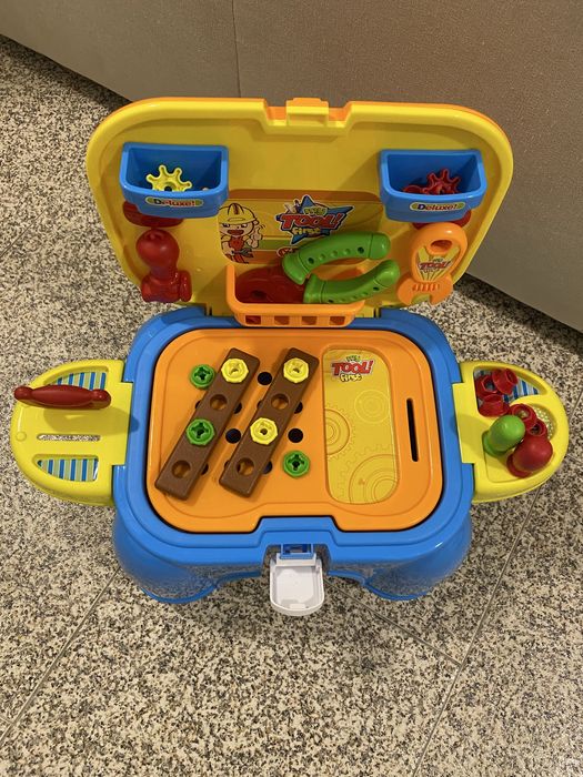 Brinquedo caixa de ferramentas