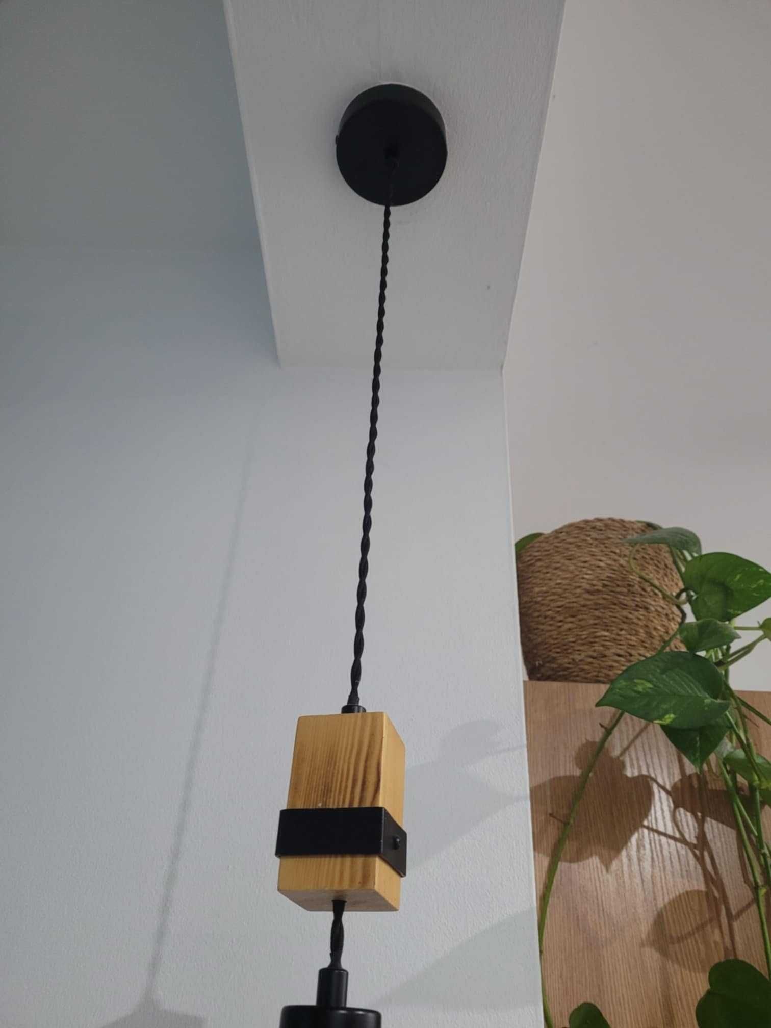 Lampy - kinkiet, lampa pojedyńcza, lampa salonowa- kuchenna.
