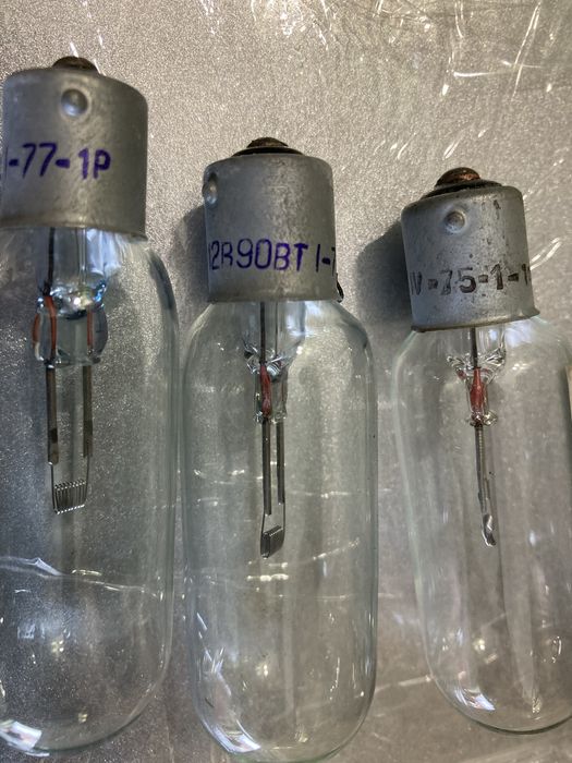 Лампа К 12-90, B15s для проектора