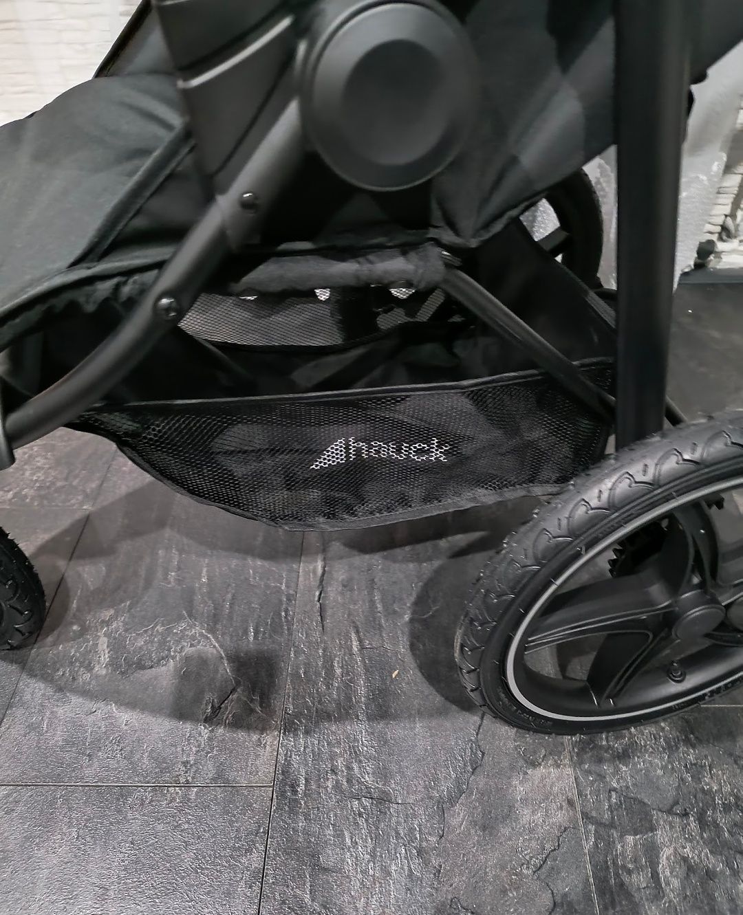 Nowy wózek trójkołowy hauck runner2