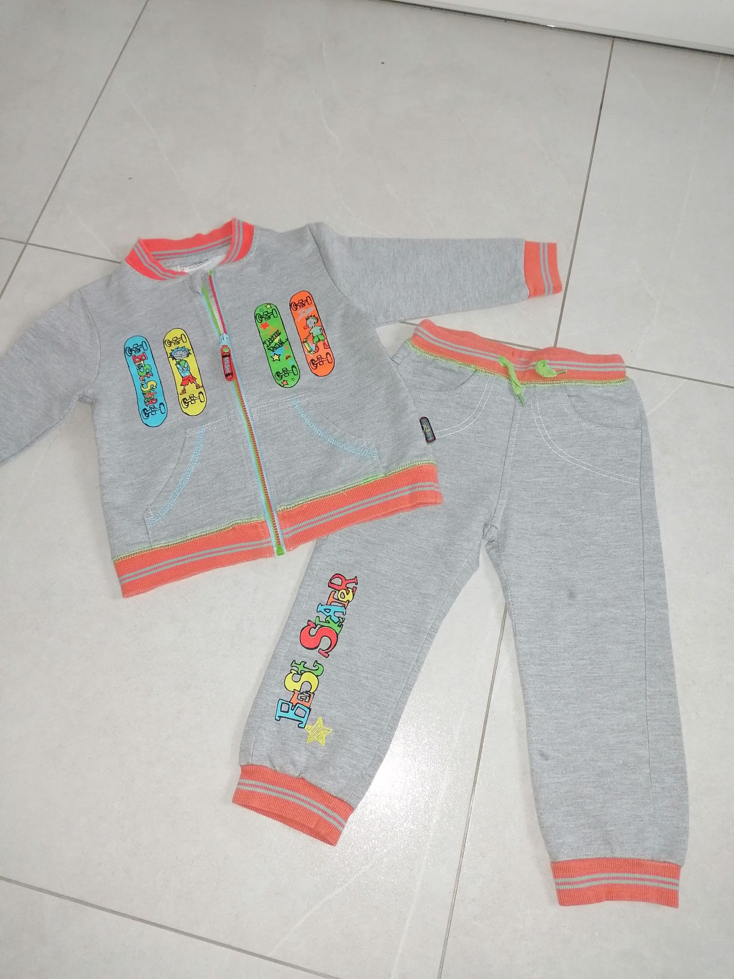 Bluza i spodnie Coccodrillo rozmiar 92