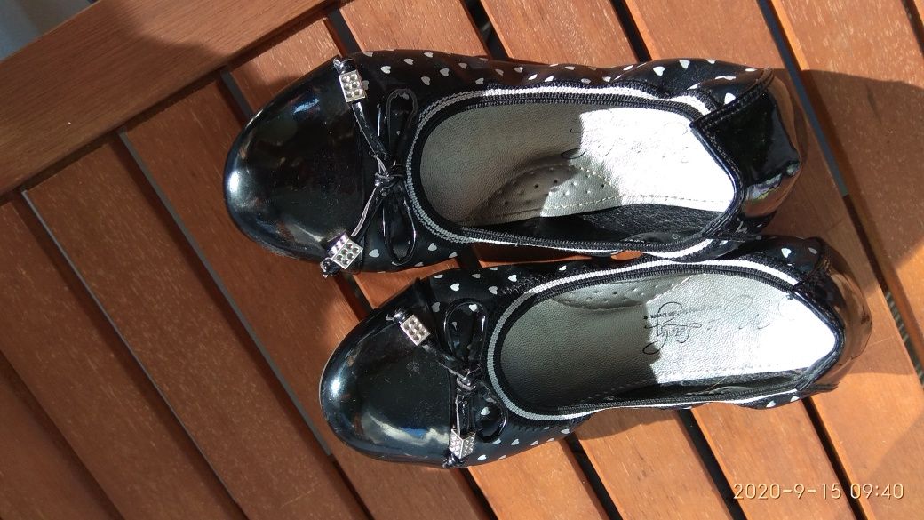 Baleriny czułenka pobuty buty eleganckie strój galowy r. 32