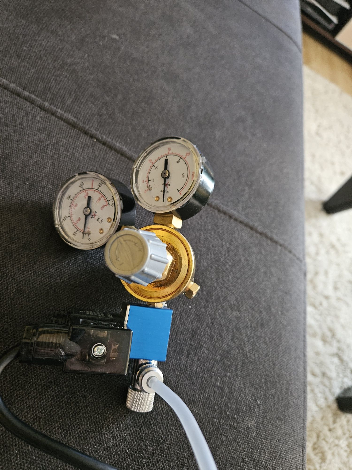 Reduktor co2 do akwarium