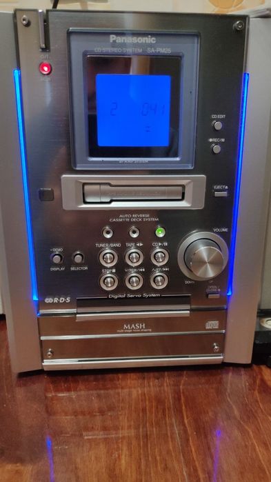 Музыкальный центр, стереосистема Panasonic PM-25.