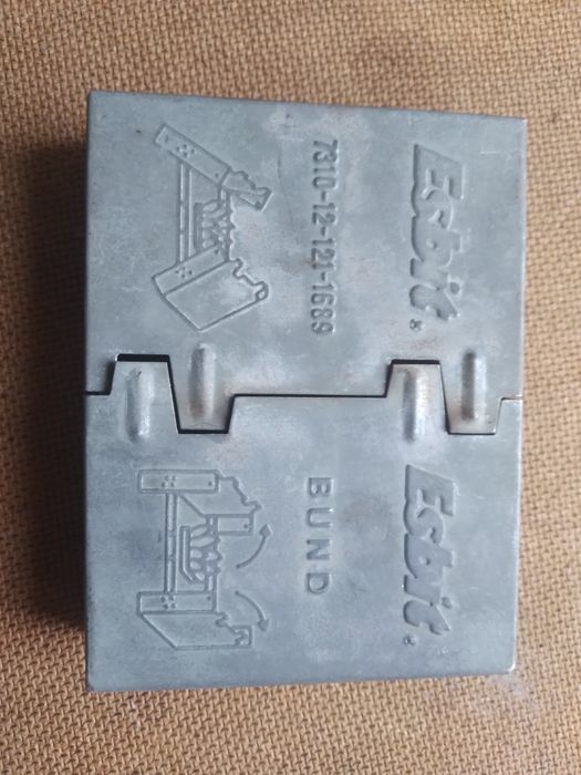 Печка под сухое горючее Esbit ,оригинал