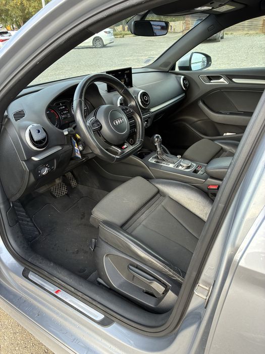 Audi A3 S-Line S-Tronic 1.6 TDI