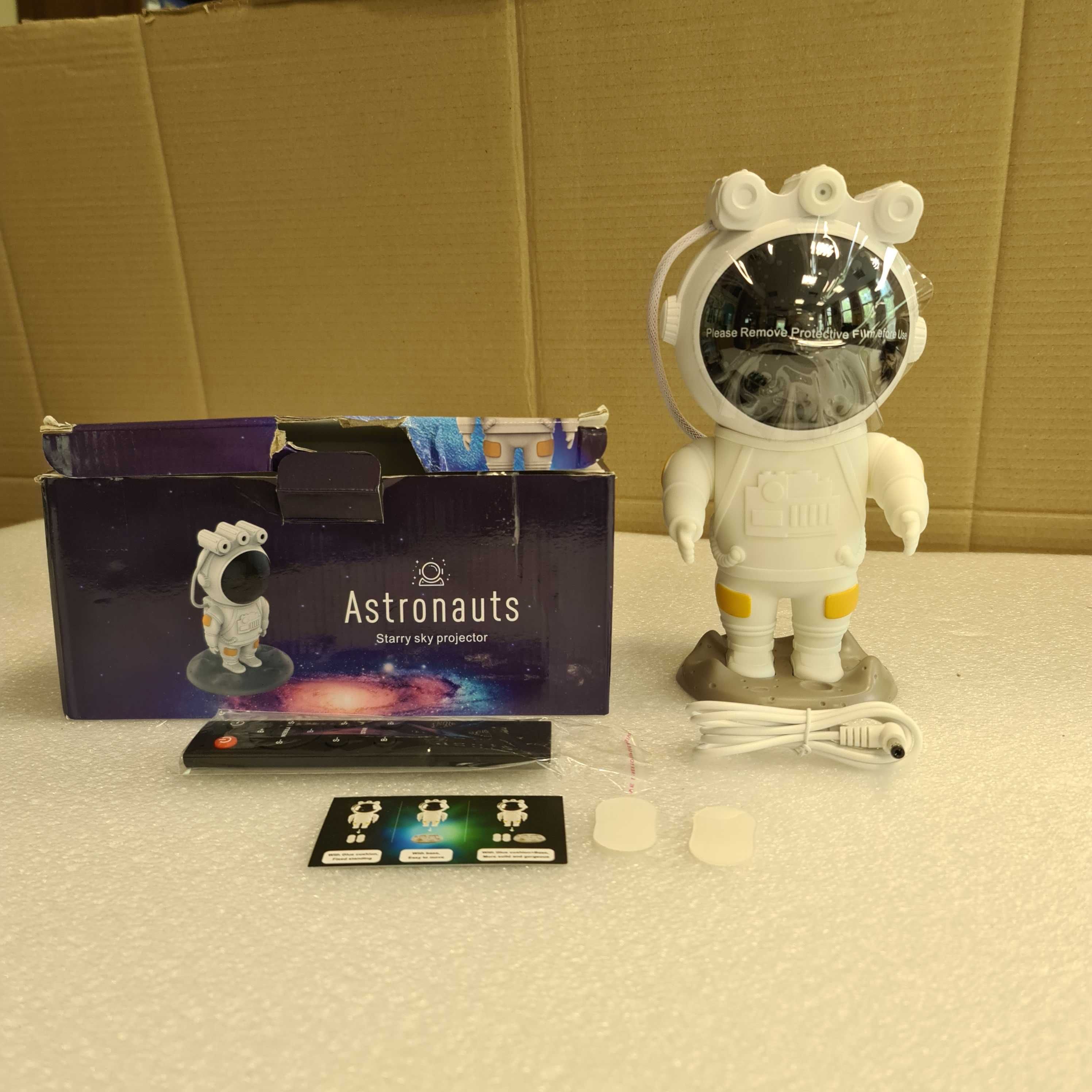 Lampka nocna Astronauta LED Galaxy Star Night Light