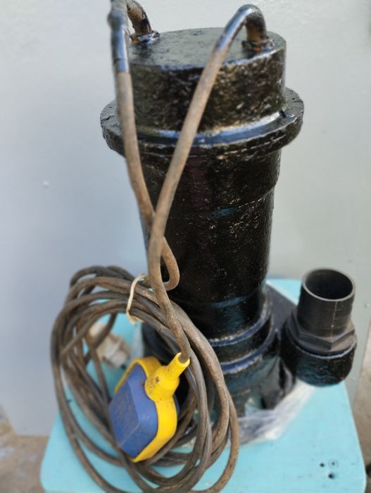 Погружной насос..