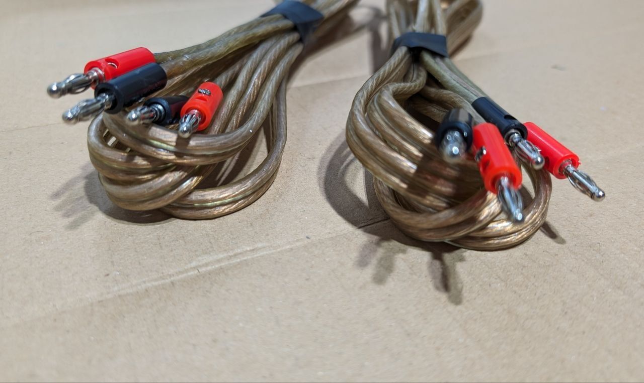 Акустичний/акустический кабель 2х4.00 мм, мідний/медный зі штекерами